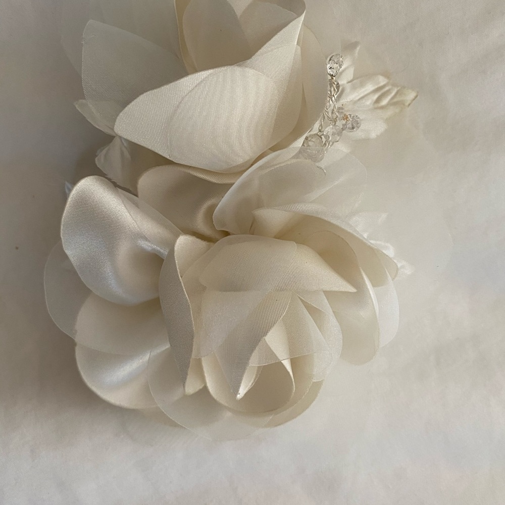 David’s bridal hair pin